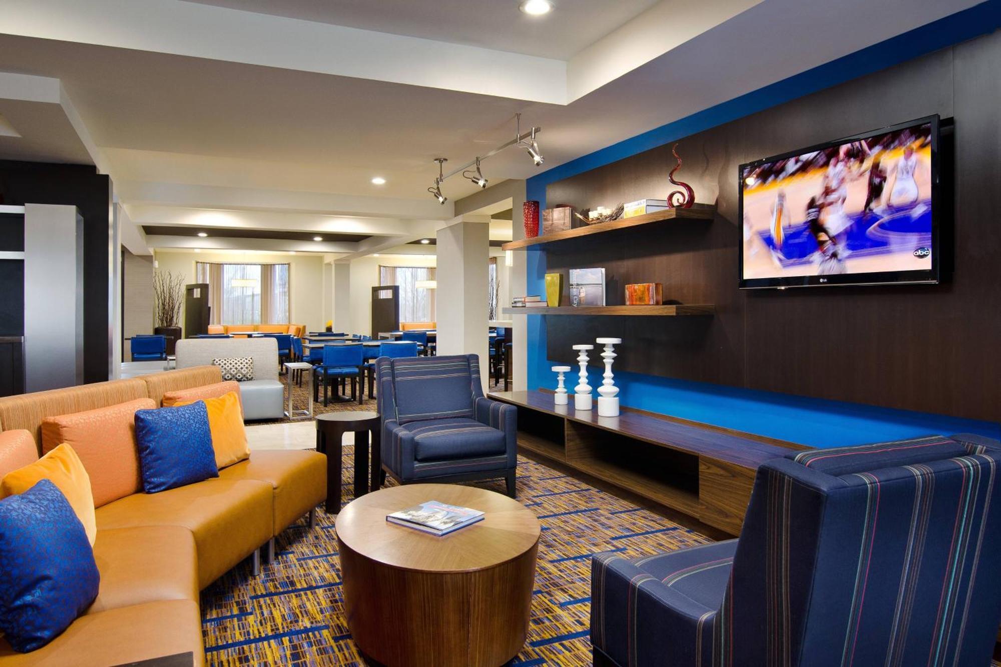 Courtyard St. Louis Airport/earth 3* Bridgeton